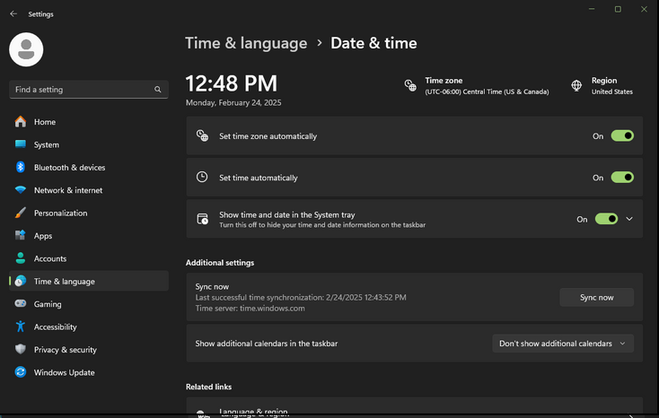 Windows 11 Date & Time settings with "Set the time zone automatically" and "Set the time automatically" enabled